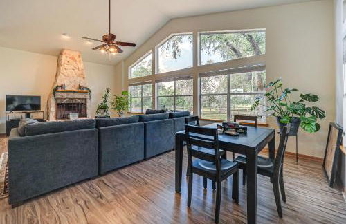 Pin Oak Farmhouse with Patio in Dripping Springs - Foto 6