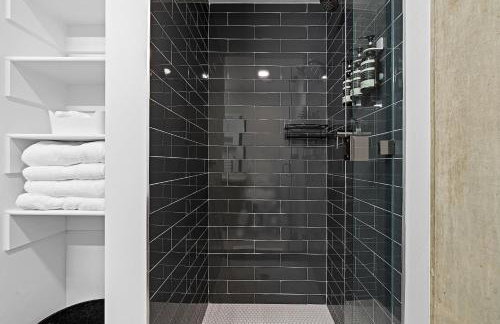 Best views! Lux 9th fl Gym Pking Pool Htub King BD - Foto 28