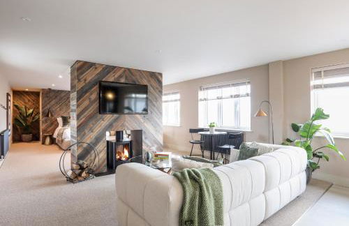 The Hayloft - Photo 1