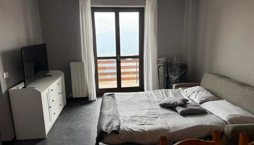 PORA 6 Appartamento sulle piste da sci - Box privato - Photo 3