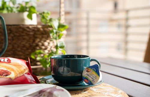 Maria's Airport Apartment, 4' metro, 10' airport, 15' beach, 40' city center - Foto 43