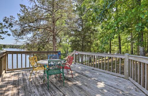 House with Dock and Slide Situated on Lake Sinclair! - Foto 25