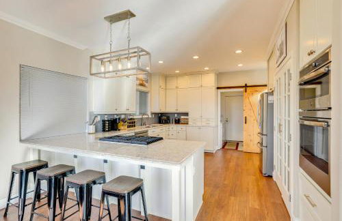 Mtn-View Haven with Hot Tub! 28 Mi to Mt Rose Ski - Foto 10