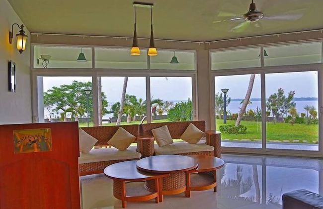 BLUSALZ MANOR Waters Edge Kochi - Foto 13