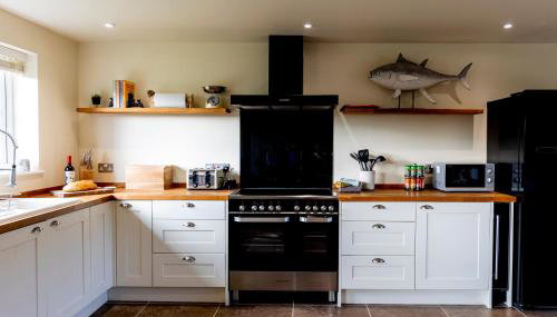 Luxury 5 bedroom house - sleeps 10 - Foto 4