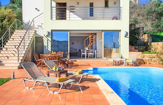 Secret Escape Villa With Heated Pool - Photo 26