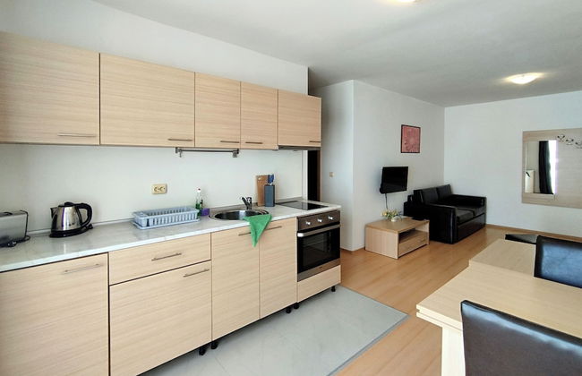 New Line Village Apartments - Photo 29