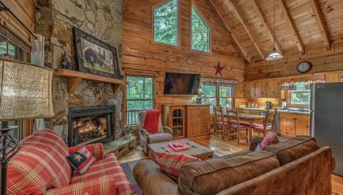 Golden Eagle GA Cabin - Hot Tub, Firepit & Fast WiFi - Foto 2, young children, storage, locker