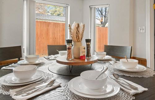 DFW 3BR Luxury Family Escape with Pool and Game Room - Foto 12