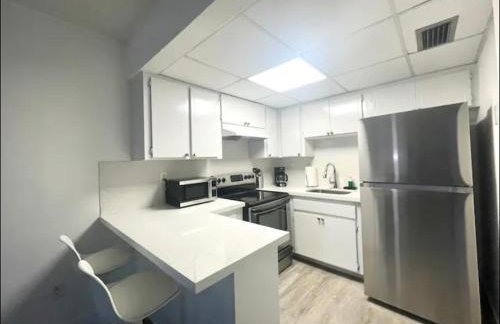 Miami International Airport 2 - Photo 22