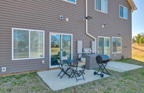5 Mi to Charlotte Motor Speedway Cozy Townhome - Foto 3