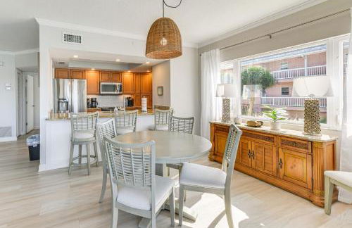 Waterfront Nokomis Condo Less Than Half Mile to Beach! - Foto 2