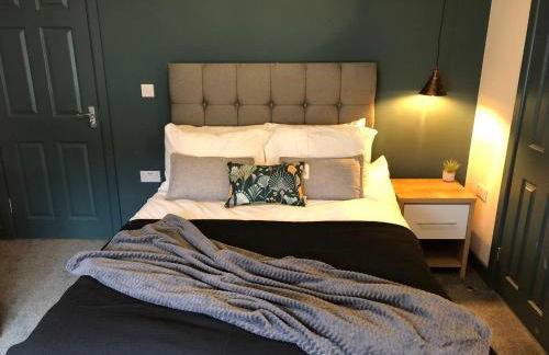 Snowdon House, 8 bedrooms, sleep 16, close to Blackrock Sand - Photo 25