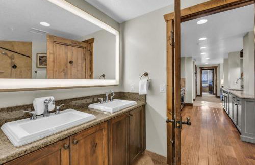 Sunrise Gondola Retreat Ski In Ski Out - Photo 15