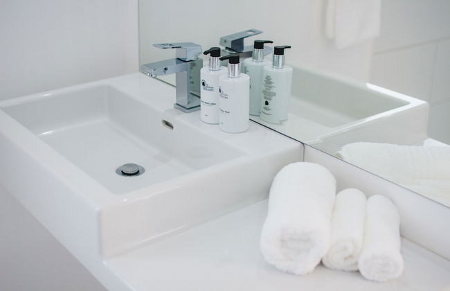 A Riverbed Guesthouse - Photo 32