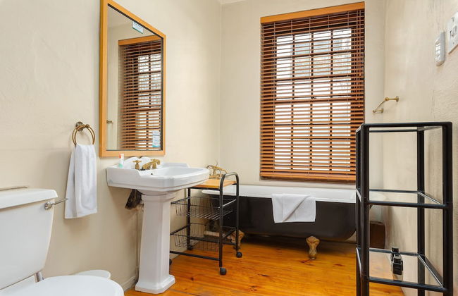 Loader 16 - Photo 16