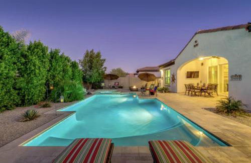 Luxury Queen Creek Oasis w Pool & Spa - Foto 15