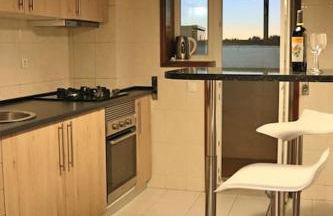 Сomfortable apartments and free garage parking - Photo 5