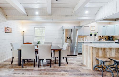 Dog Welcome Waterfront Home Sleeps 12 Firepit - Foto 17