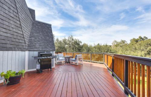 North San Diego Retreat with Deck, Fire Pit Table! - Foto 32