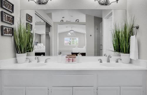 La Quinta Gem 31 Day Min - Photo 31