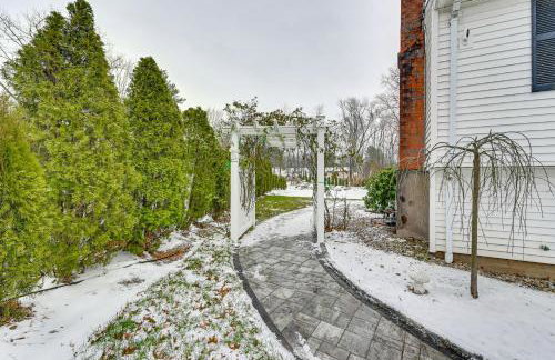 Spacious Yard with Gazebo Charming Windsor Retreat - Foto 29