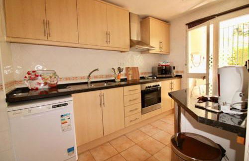 PUERTO ESTEPONA - Photo 25