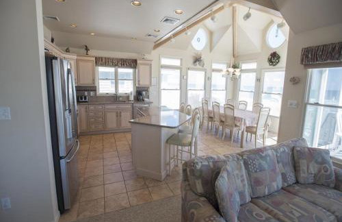 Ocean Front, Wi-Fi, Atlantic Views, 10 Beach Badges And Chairs, Outdoor Shower, Jacuzzi-Jet Tub, Decks Ping Pong Table, Private Yard,ship Bottom, - Foto 13