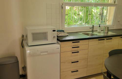 Beautiful house on large wooded grounds of 1600 m2 - Foto 17