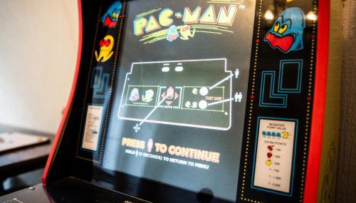 Spacious 4 Bed Holiday Home with Hot Tub & Parking near Matlock Peak District - Foto 4, Game Room