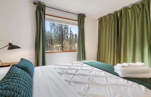 Riverfront w Cedar Hottub, Sauna, Movie Theatre - Photo 64