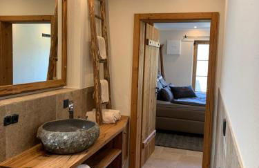 Chalet BERGSUCHT in Ruhpolding Bayern, Traumlage am sonnigen Südhang, kostenlose Parkplätze, schnelles WLAN, ruhige Sackgasse, NETFLIX inklusive - Foto 15