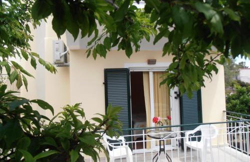 Elenas Garden - Foto 37