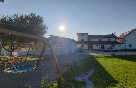 Apartman Fenestra s terasom i pogledom na Gacku - Foto 16