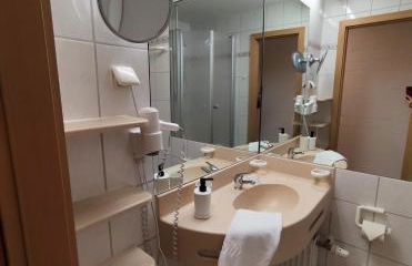 Sauna, Pool und Gartenzugang - Foto 43