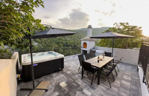 Holiday Home Vrkic with Hot Tub - Photo 39