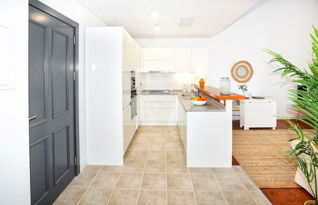 Watermelon Sugar Apartment - Photo 11