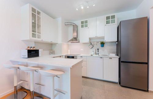 Flex SelfCheckIns 149 - Zagreb - Bedroom - Garage - Loggia - Foto 3