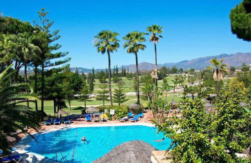 Spectacular Apartment in Matchroom Country Club - Photo 26