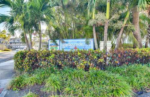 Waterfront Condo with Water Park, Walk to the Beach! - Foto 32