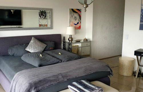 SUITE-XXI City View Hotelturm Augsburg - Foto 51