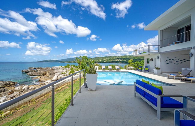 Santosha Whitehouse JM - 10 Bedroom Villa w Private Beach - Photo 25