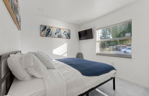 Yellow Door Oasis airport, cruise port and beach close-by - Foto 23