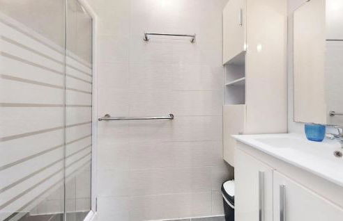 3 Bedroom Beautiful Home In Pont-Aven - Photo 23