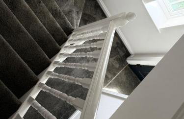 Home away Tamworth Staffordshire 4 Bedroom 3 Bathroom - Semi Detached House - Foto 55