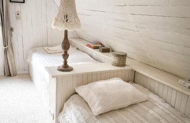 COZY COTTAGE IN THE WOODS - Przytulny domek w lesie - Photo 6