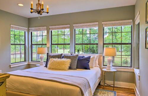 Beautiful Hill Country Cottage - Walk to Downtown! - Foto 20