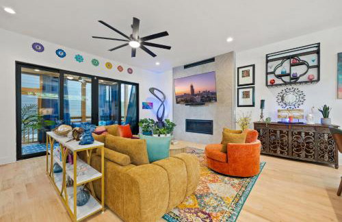 Luxury Home 4BR 4BA City Views HotTub GameRoom - Foto 1