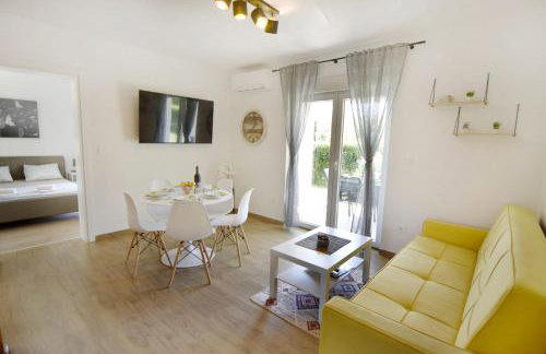 Relaxing holiday home with shared pool - Foto 15