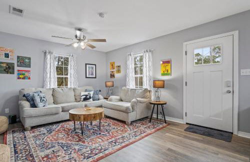 Waterfront Home with Pool, Hot Tub and Game Area - Foto 27